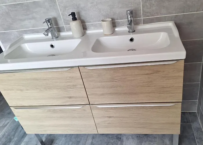 Maison Agreable Avec Terrasse * Joinville